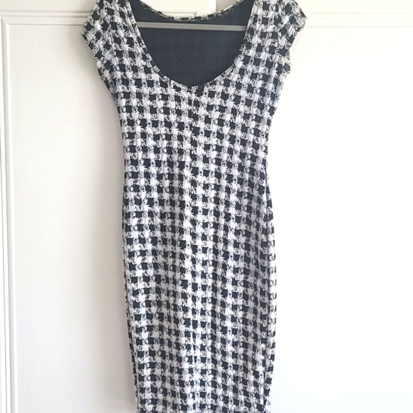 Arden B Dress - Picture 2 of 8